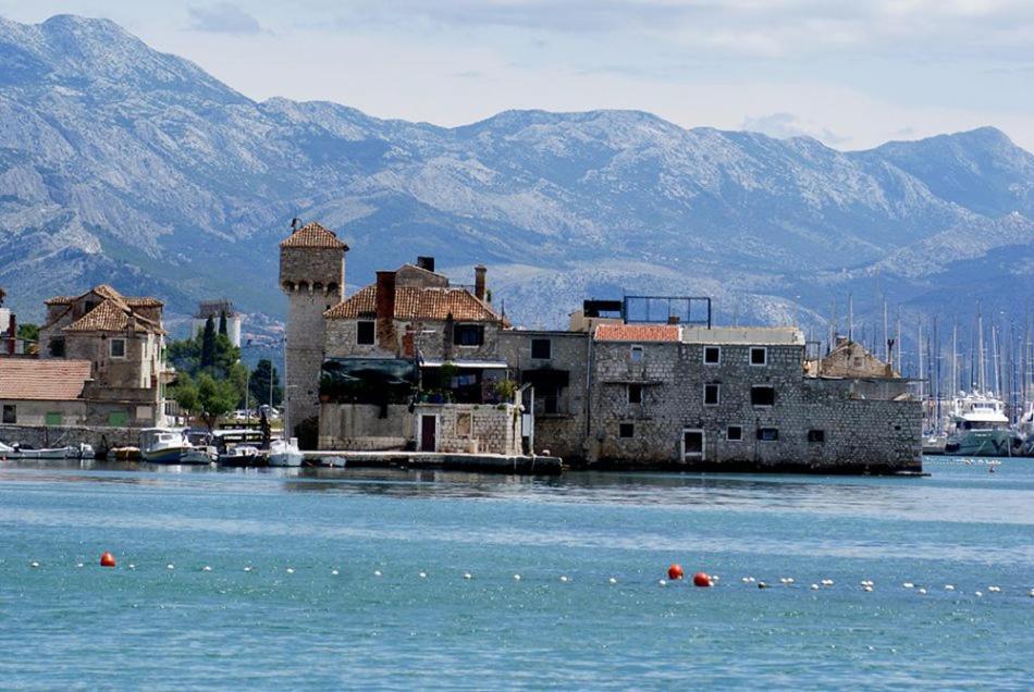 Villa Fidelissima Kastela Exterior photo